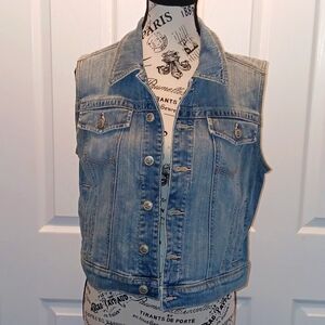 LC Lauren Conrad Denim vest